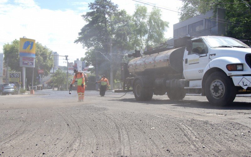 Recapeamento da Rua Bento Gonçalves será finalizado nesta segunda-feira (04) | abc+