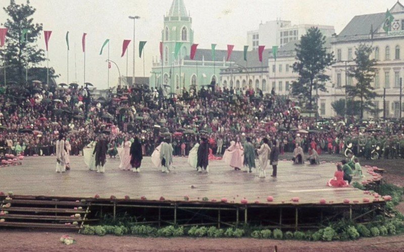 Festividades alusivas aos 150 anos da Imigracao Alema, ocorridas em 1974, em Sao Leopoldo