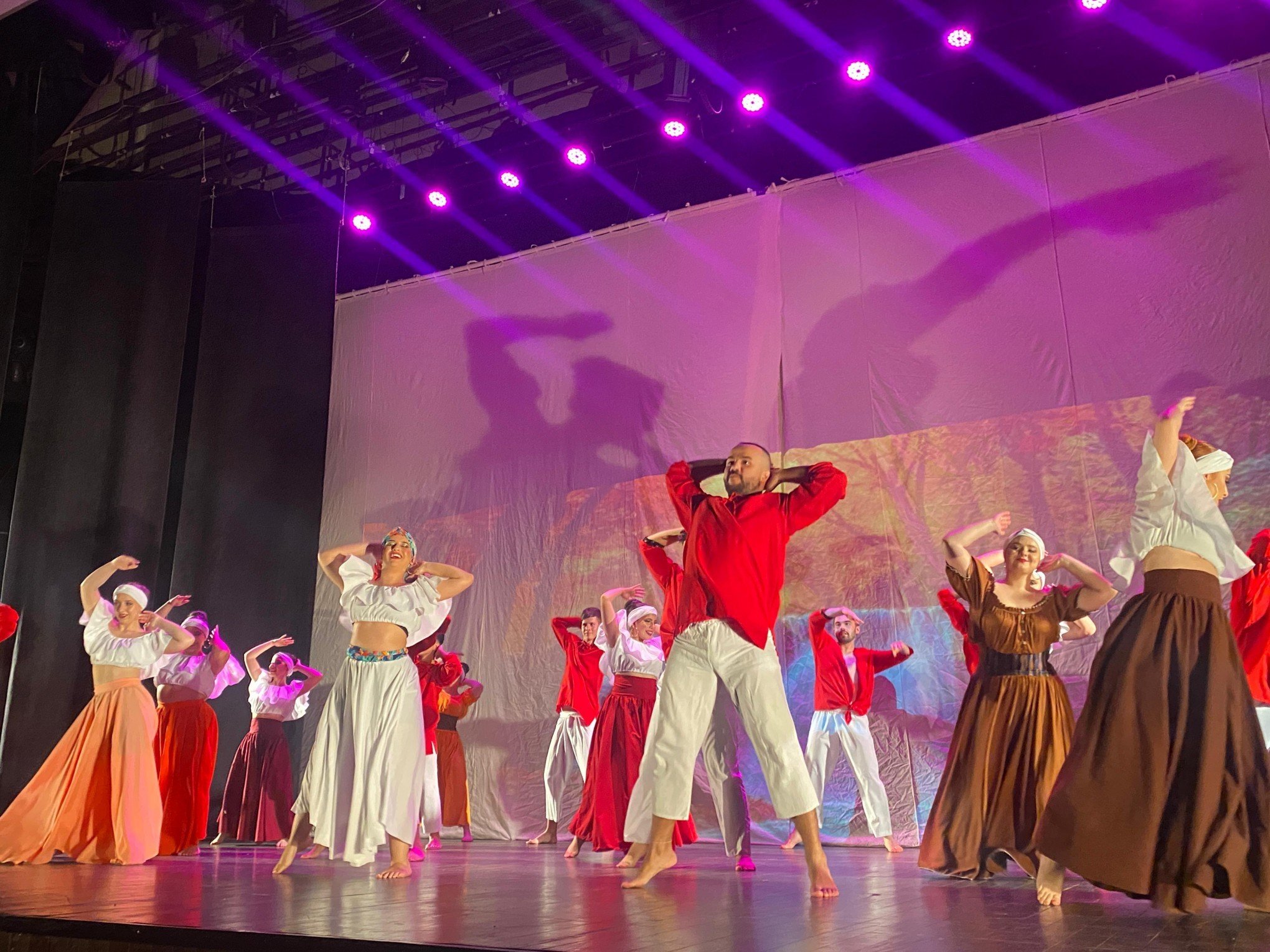 Grupo folclórico de Sapiranga comemora 30 anos com espetáculo de dança diversificado neste final de semana