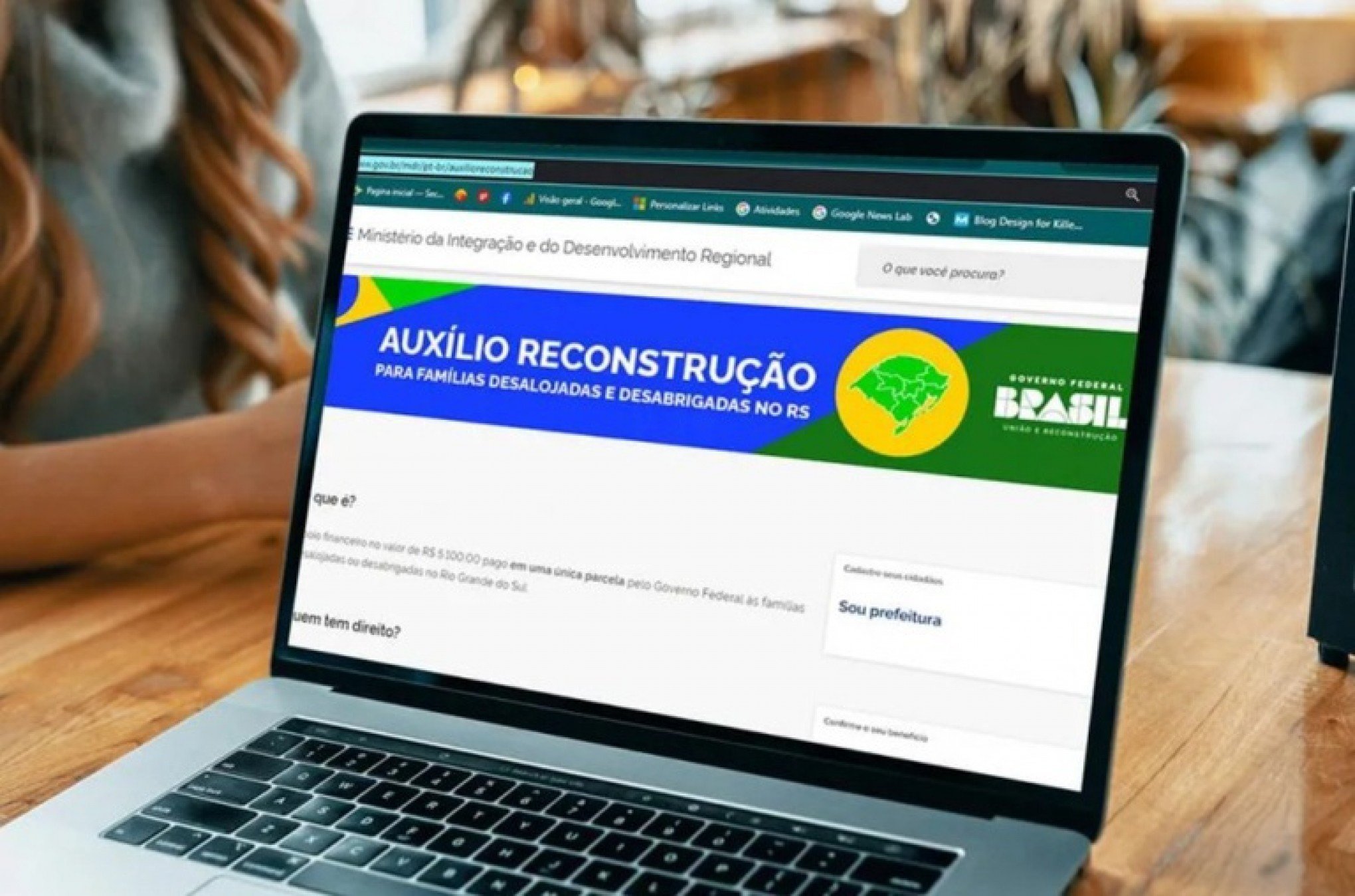 AUXÍLIO RECONSTRUÇÃO: Famílias que tiveram benefício reprovado já podem solicitar recurso junto às prefeituras; saiba como