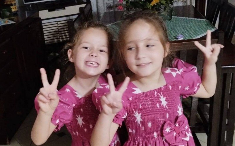 Gêmeas Manuela e Antônia Pereira, de 6 anos | abc+