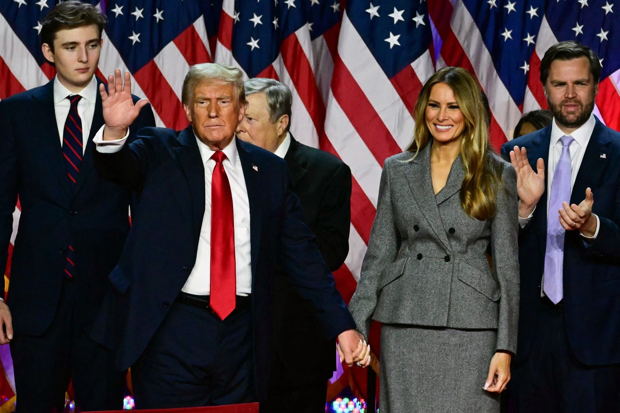 VÍDEO: Trump faz discurso e diz que vai curar os Estados Unidos