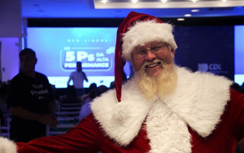 Evento contou com a presença do Papai Noel | abc+