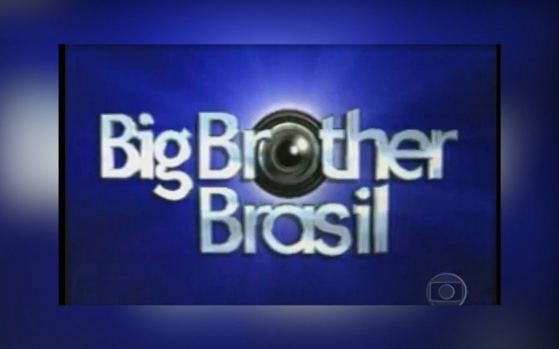 BBB 1 estreou em 2002, apresentado por Pedro Bial e Marisa Orth, na TV Globo | abc+