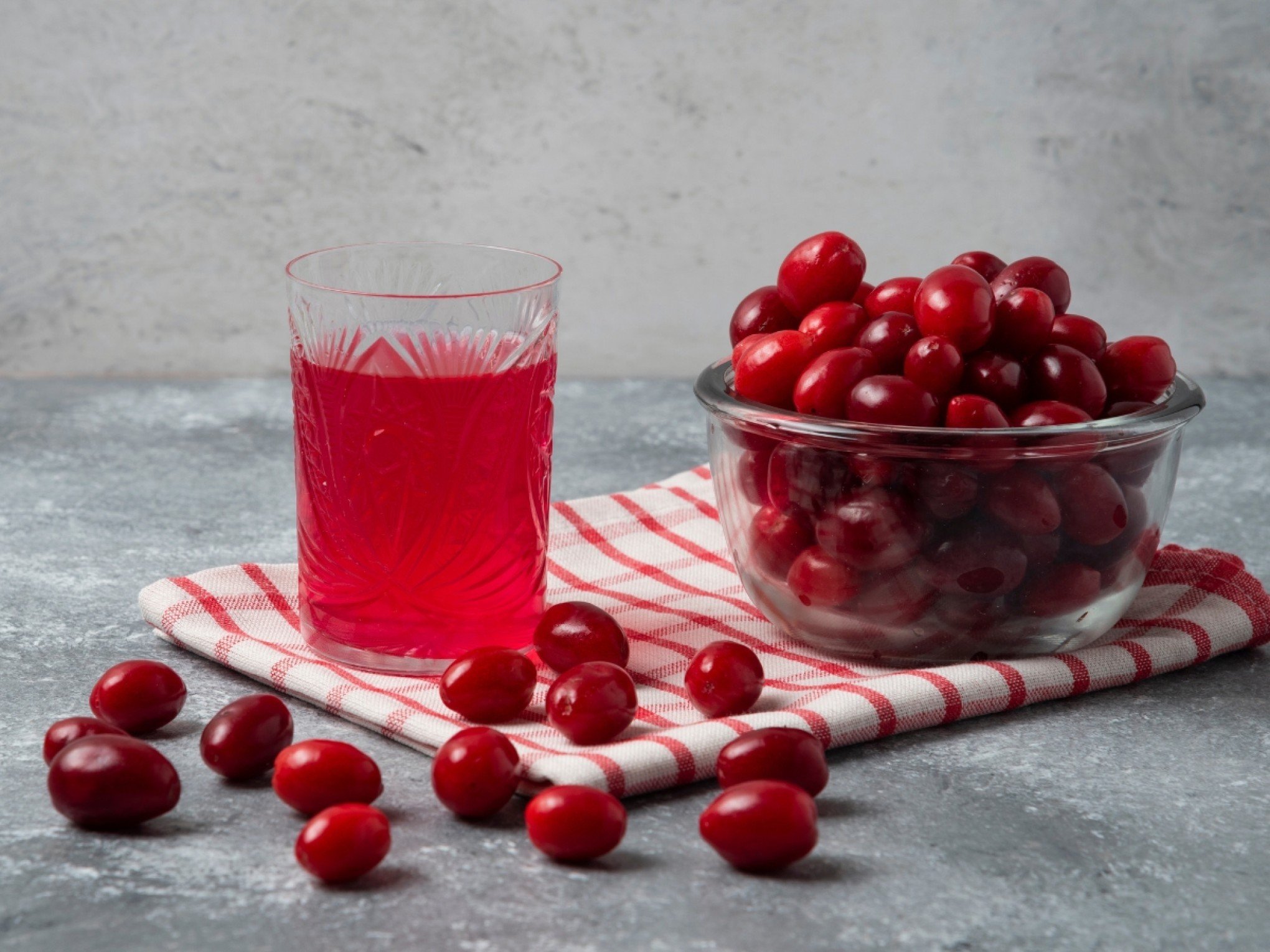 RECEITAS: Suco que protege gengivas e previne resfriados que você precisa experimentar