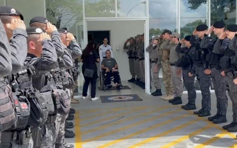 Policial militar João Paulo Farias, de 26 anos, recebeu alta hospitalar neste sábado