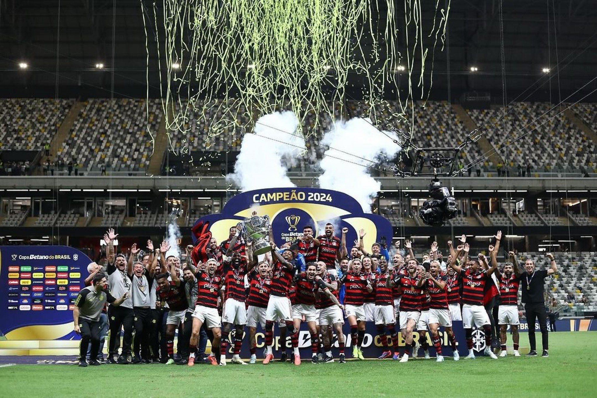 Flamengo bate o Atlético-MG e é pentacampeão da Copa do Brasil