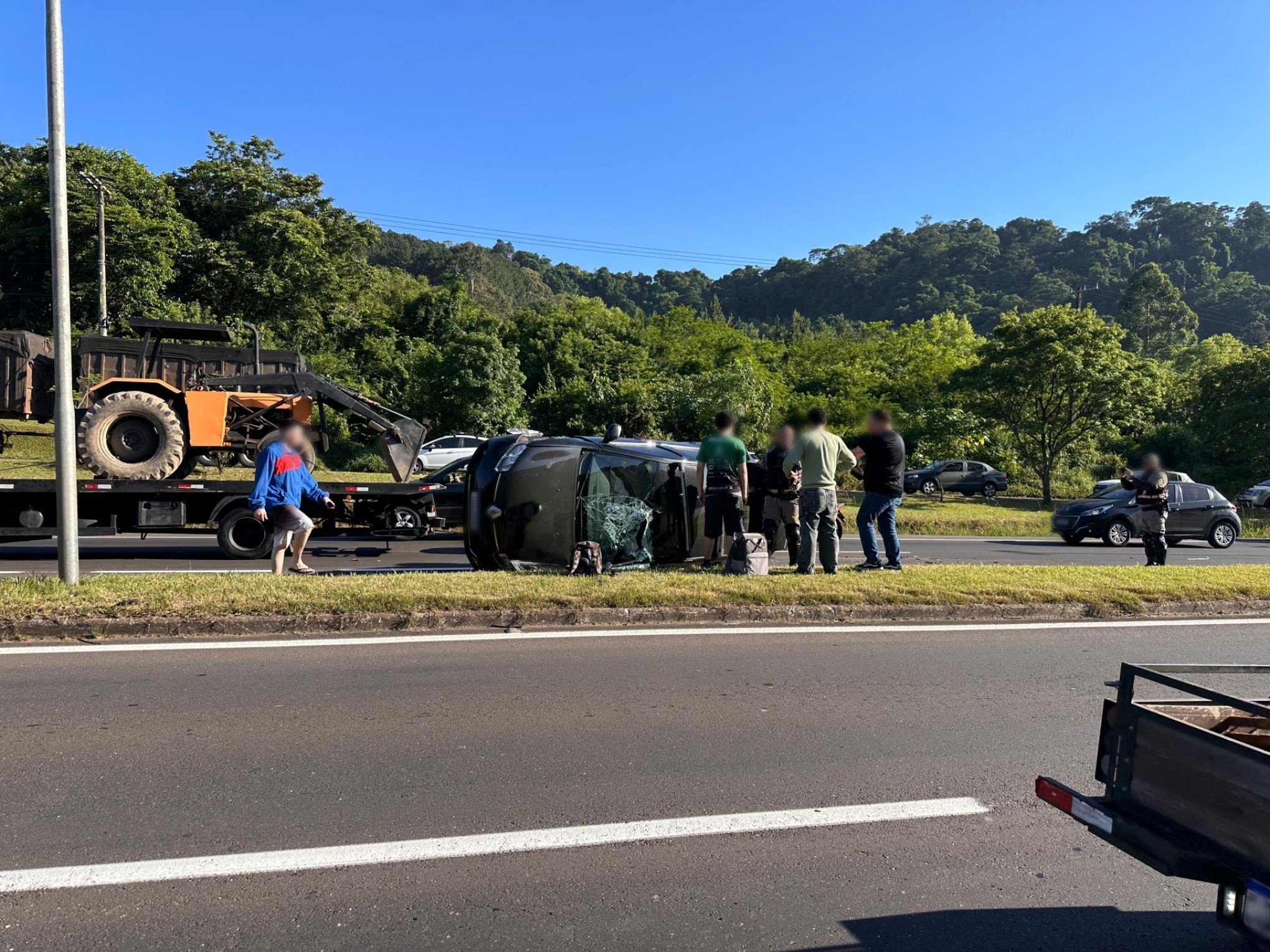 RS-239: Dois acidentes acontecem quase ao mesmo tempo em Novo Hamburgo