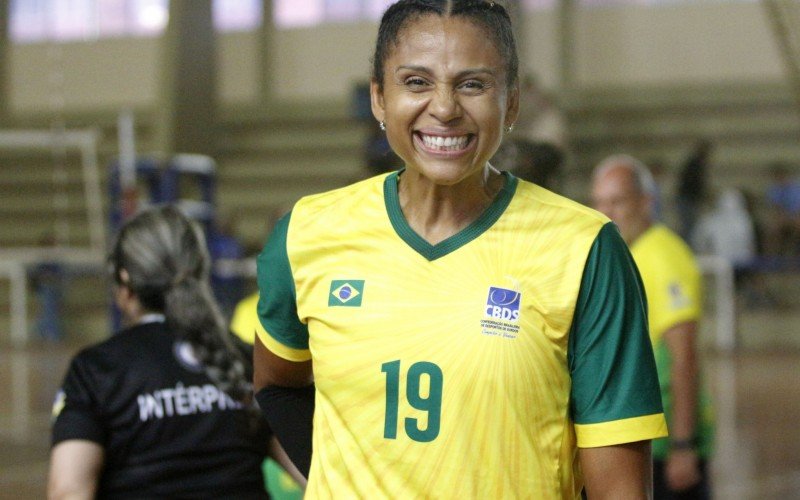 Natália Martins inspira outros surdoatletas nas quadras | abc+