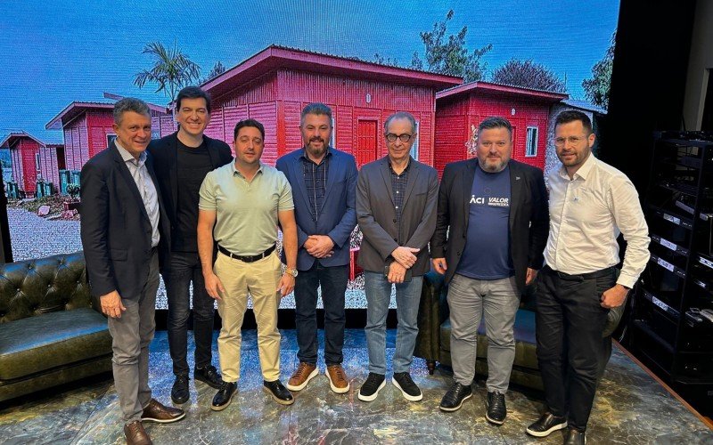 Recurso arrecadado por empresários tem até o fim do ano para ser aplicado na construção de 30 casas para moradores de Novo Hamburgo que perderam tudo na enchente de maio | abc+