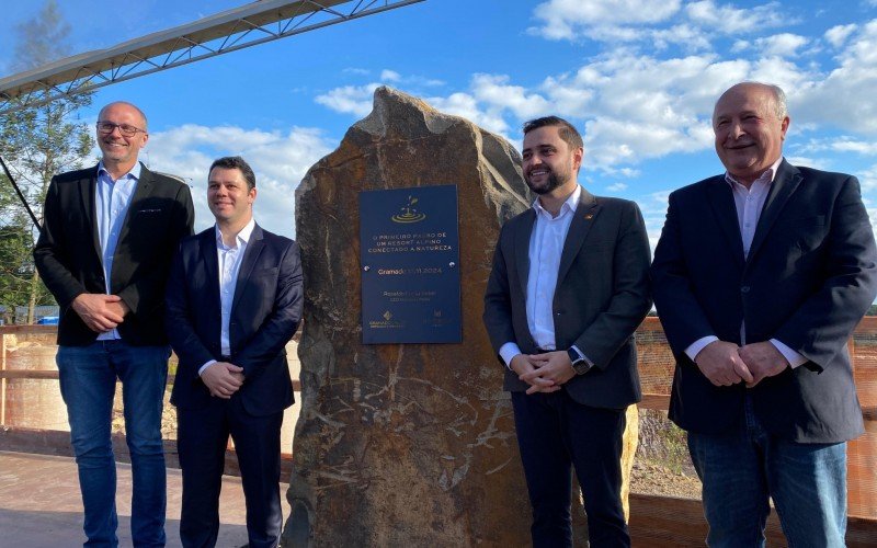 Lançamento da pedra fundamental do Hydros Gramado, novo resort da Gramado Parks