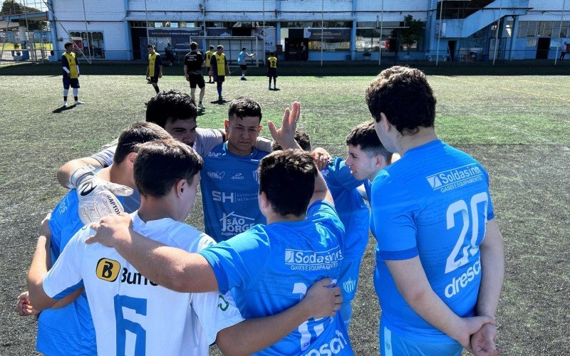 Torneio reuniu atletas portadores de necessidades especiais para manhã de competição e integração