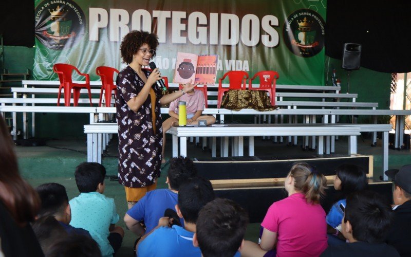 Feira do Livro Afro da Escola de Samba Protegidos | abc+