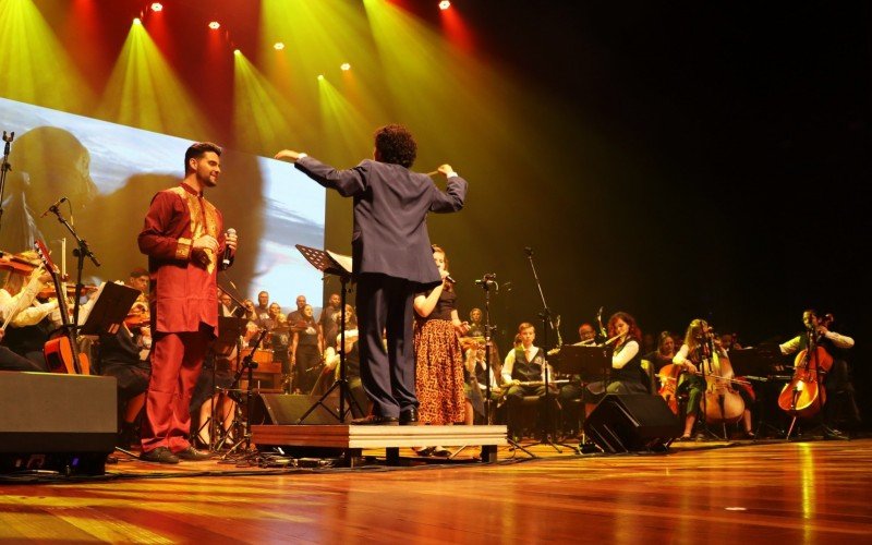 Apresentações encantaram o público no Teatro Feevale