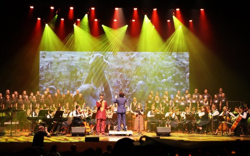 Apresentações encantaram o público no Teatro Feevale