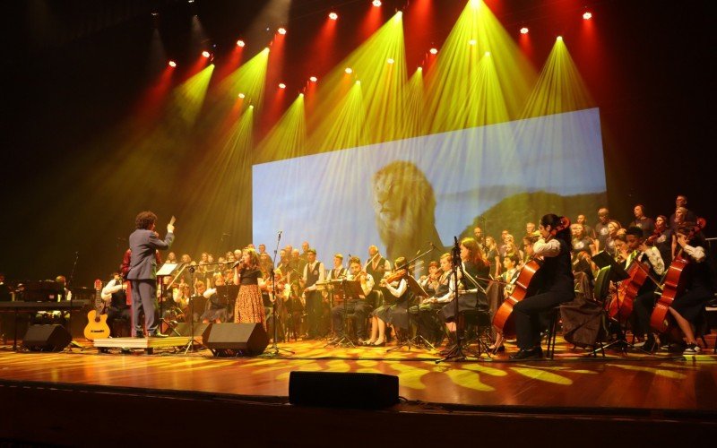 Apresentações encantaram o público no Teatro Feevale