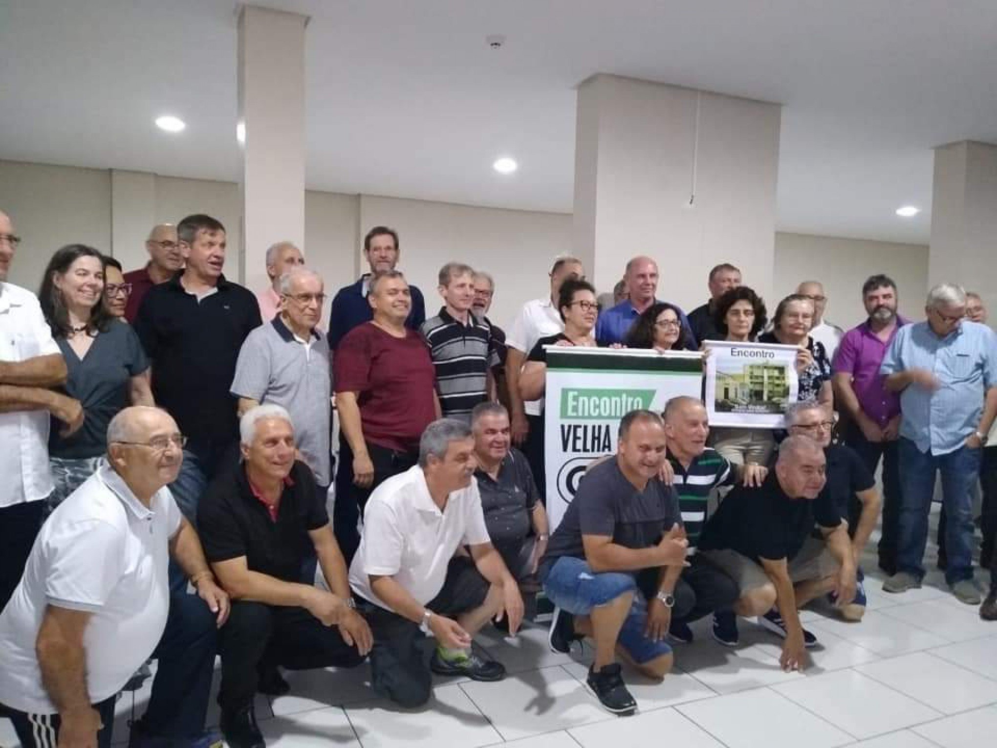 Ex-funcionários da Copé realizam jantar de confraternização