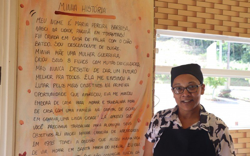 História de Maria é contada na parede de seu restaurante | abc+