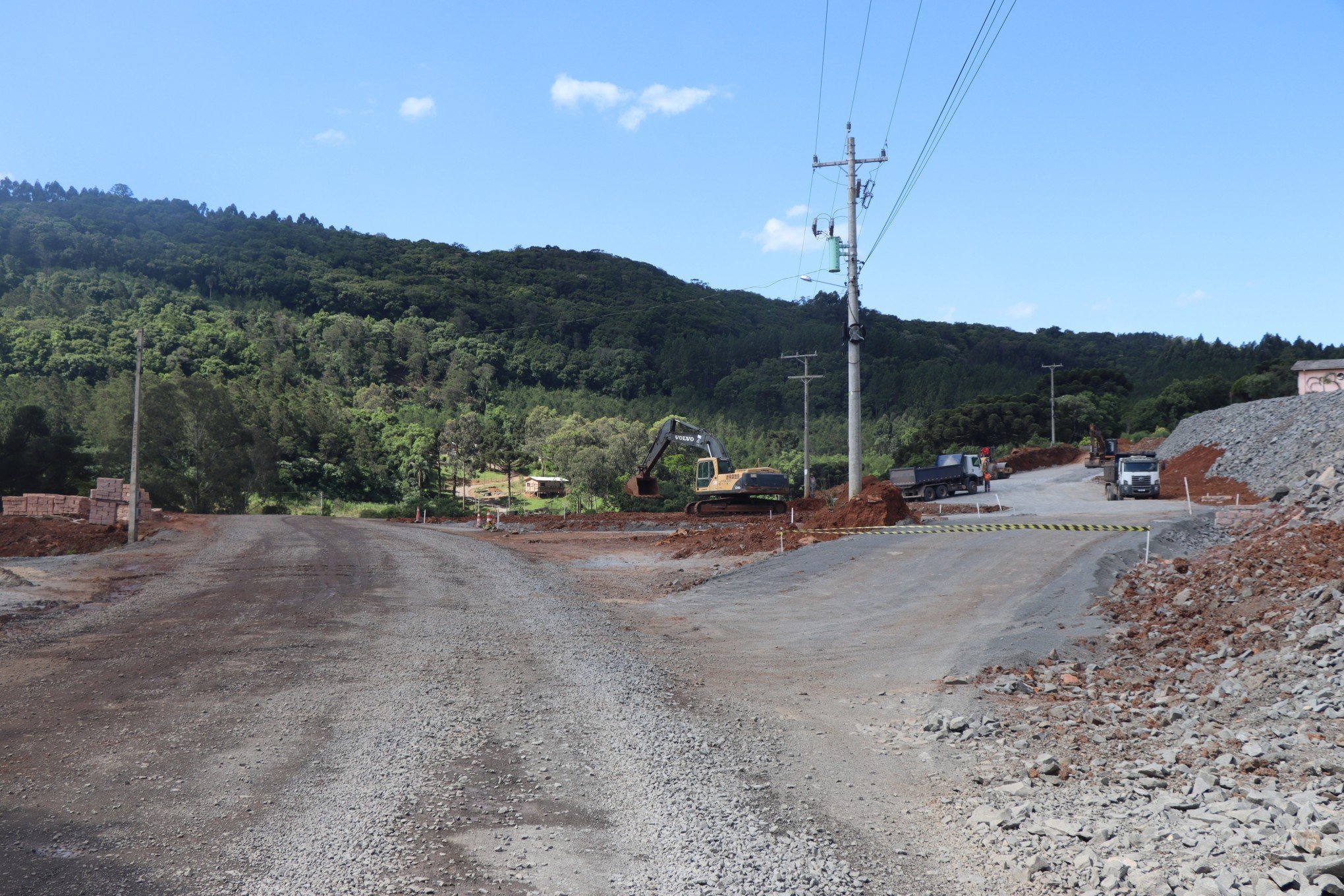 RS-373: Obras de pavimentação entre Gramado e Santa Maria do Herval devem ser retomadas nas próximas semanas