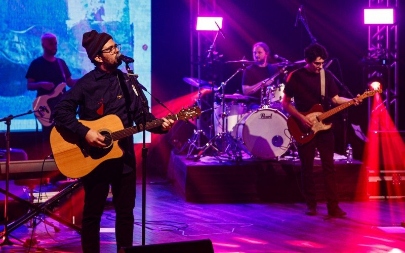 Show de lançamento do álbum Vento Forte e Um Farol | abc+