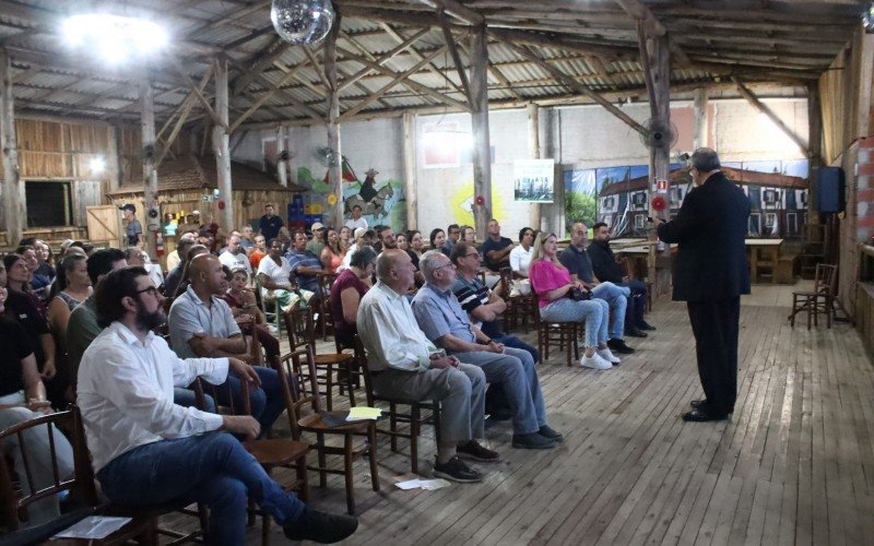 Padre Júlio realizou uma bênção ecumênica