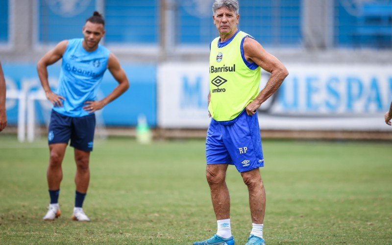 Renato não tem moleza para escalar Grêmio contra o Juventude  | abc+