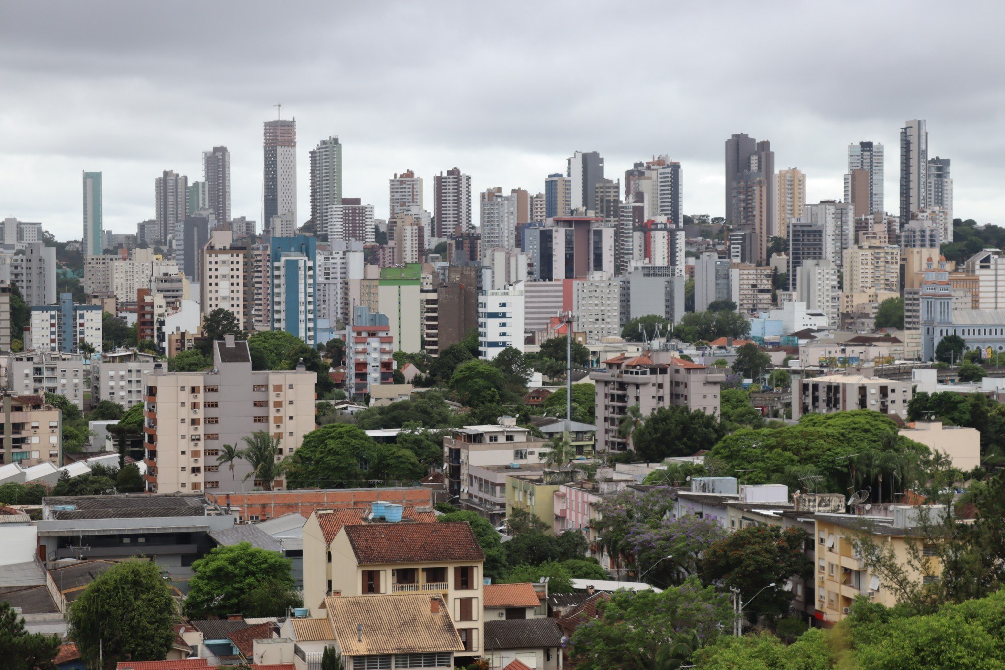 Reajuste do IPTU 2025 e calendário de pagamento são definidos pela Prefeitura; confira detalhes