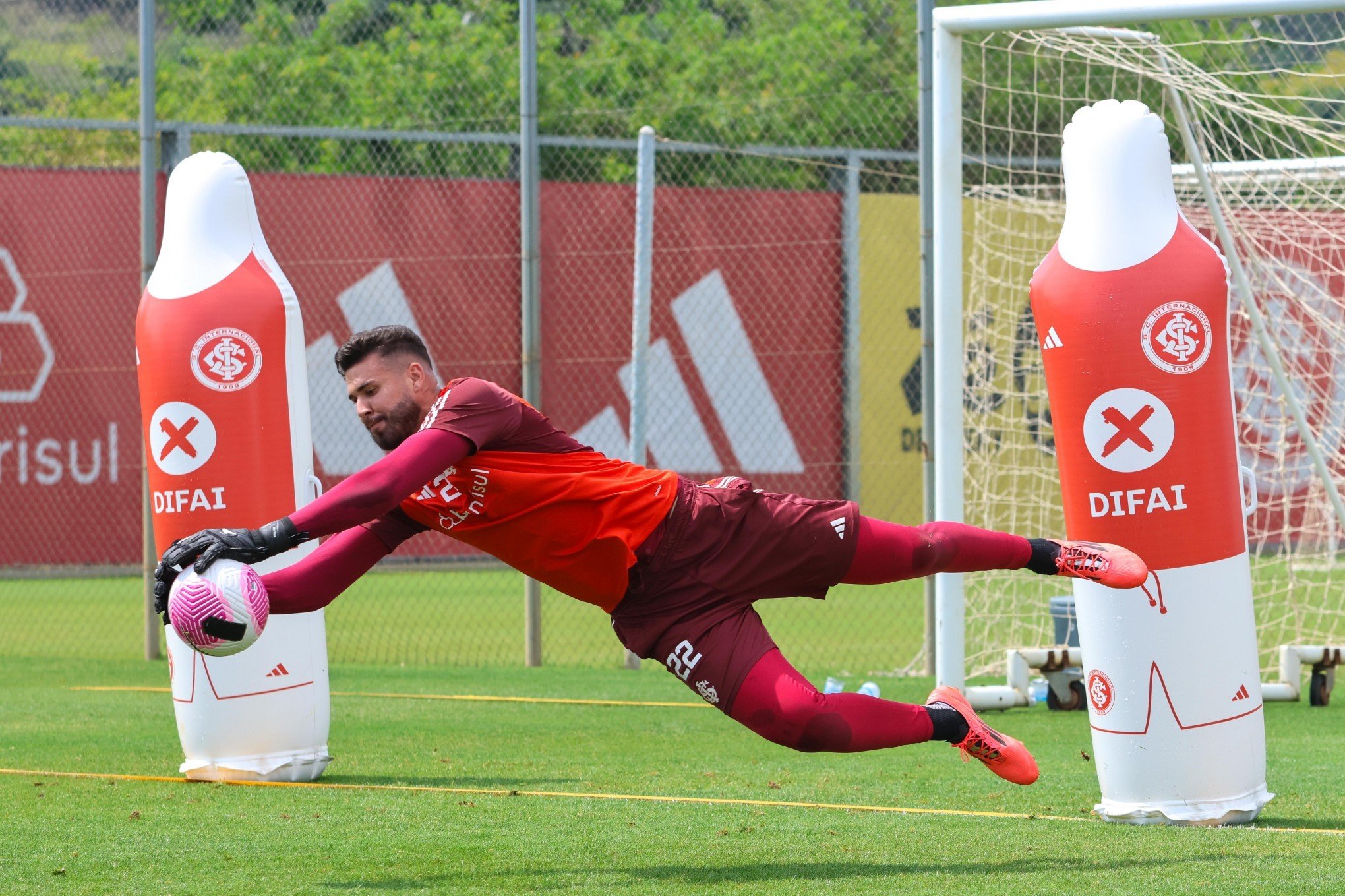 Goleiro do Inter volta a ser relacionado depois de 10 meses