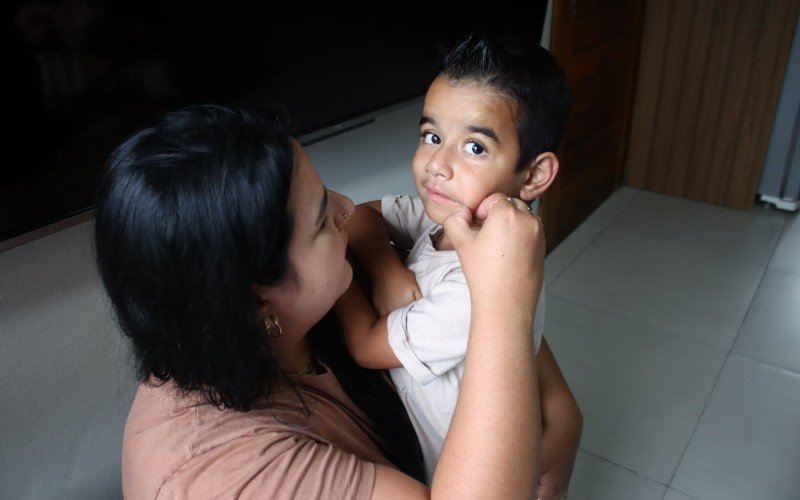 Ana Paula e o filho Henrique | abc+