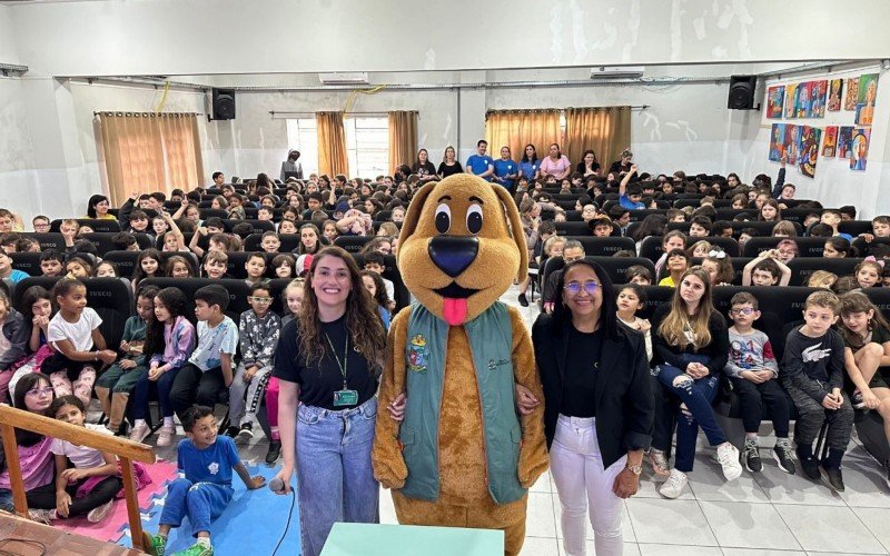 Palestras em escolas conscientizam estudantes