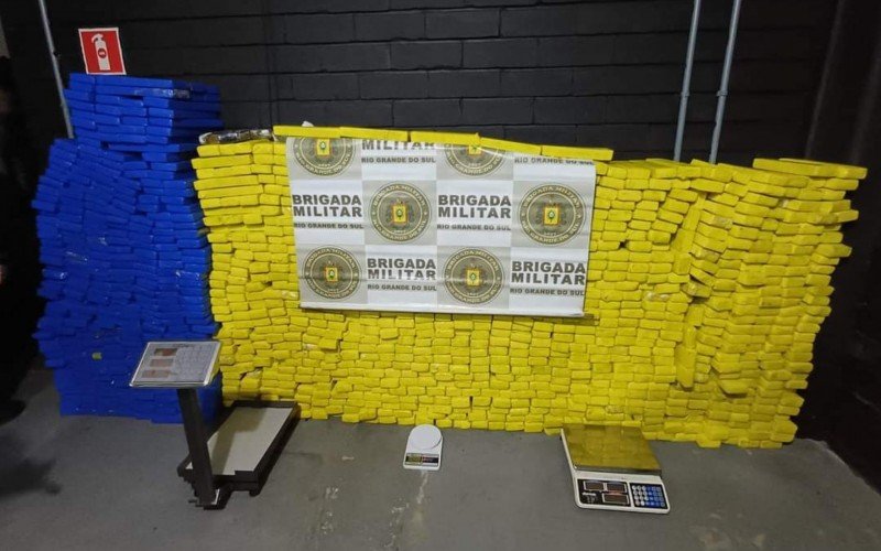 Quase uma tonelada de maconha é encontrada em Gravataí  | abc+