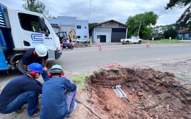 Estância Velha é a primeira cidade a receber nova técnica permite novas ligações de água sem danificar pavimentos; entenda