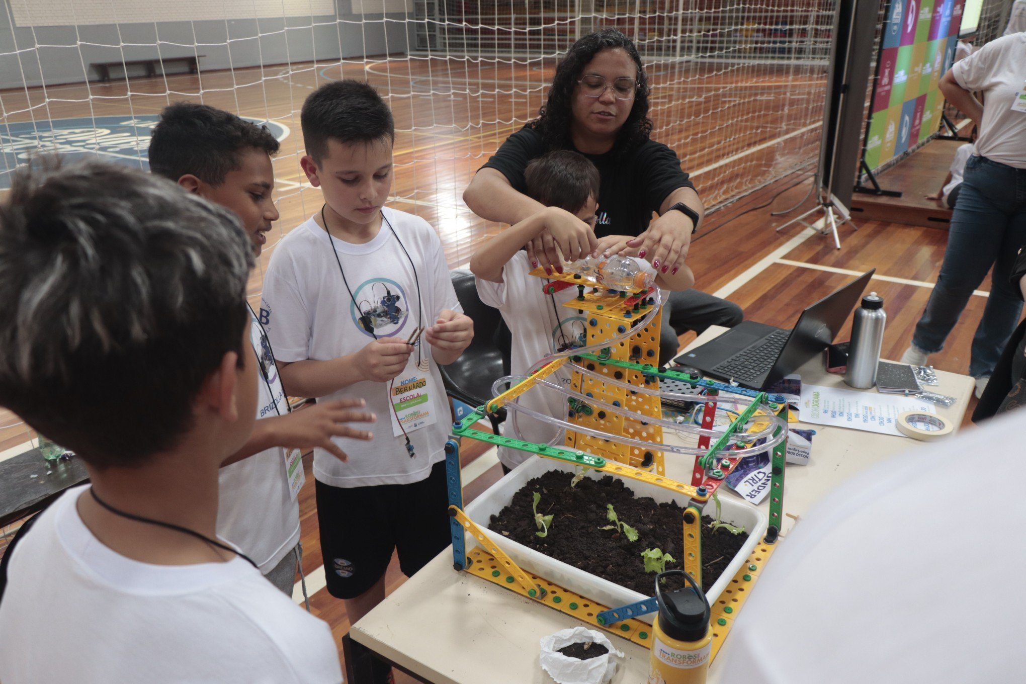 Mostra de Ciências e Robótica movimenta escolas de Novo Hamburgo no Colégio Pio XII