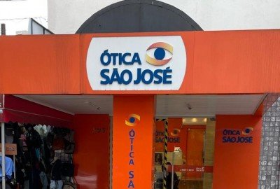 Fachada Ótica São José - Especial Rua XV de Janeiro