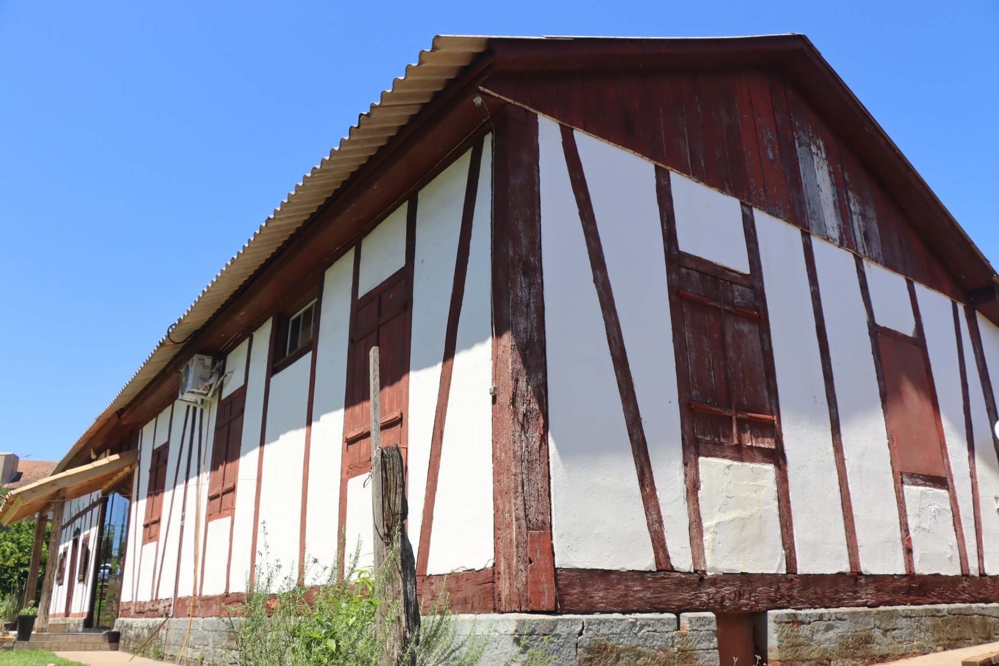 Casas enxaimel: Um olhar especial sobre locais na região que contam histórias