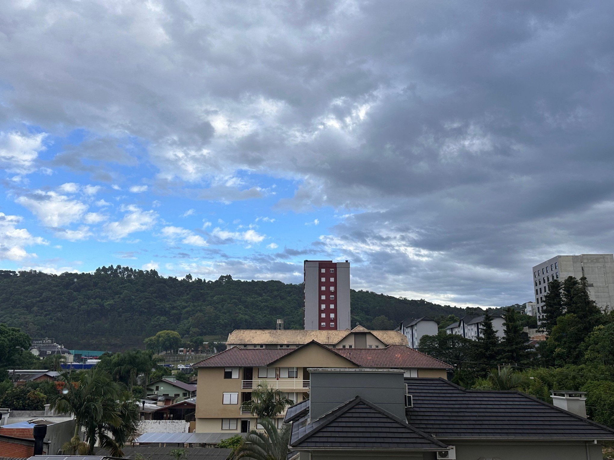 PREVISÃO DO TEMPO: O que esperar do tempo neste fim de semana no Rio Grande do Sul