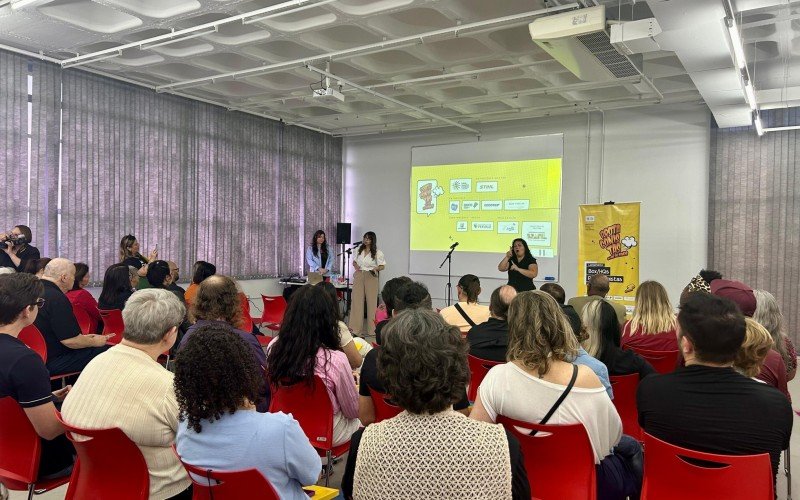 Lançamento ocorreu na Universidade Feevale. | abc+