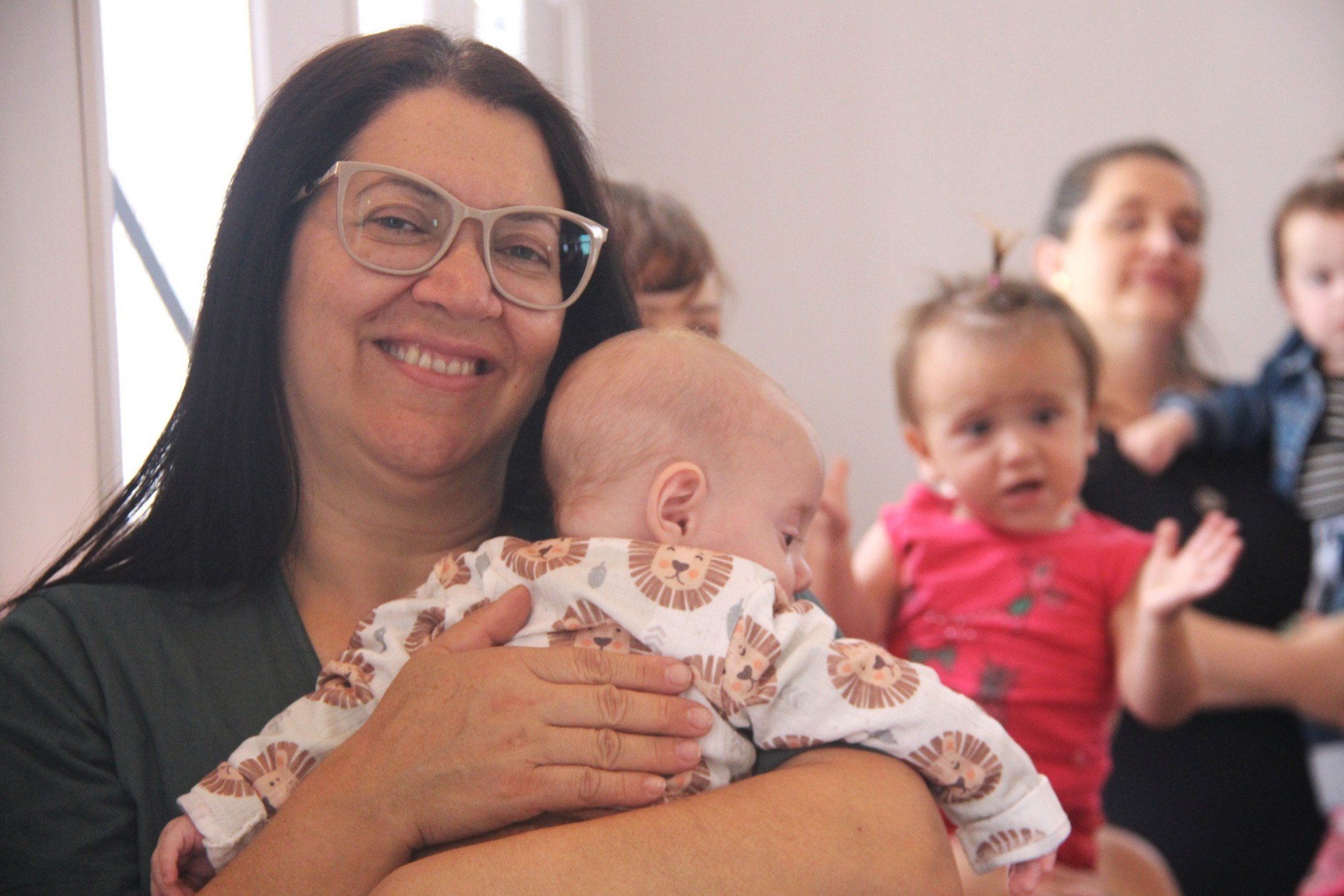 Famílias celebram 20 anos da UTI Neonatal do Hospital Regina; veja fotos