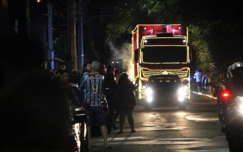 Caravana reuniu muitos espectadores, principalmente em sua partida no bairro Rincão