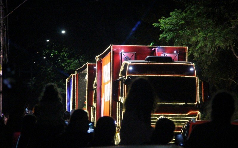 Caravana reuniu muitos espectadores, principalmente em sua partida no bairro Rincão