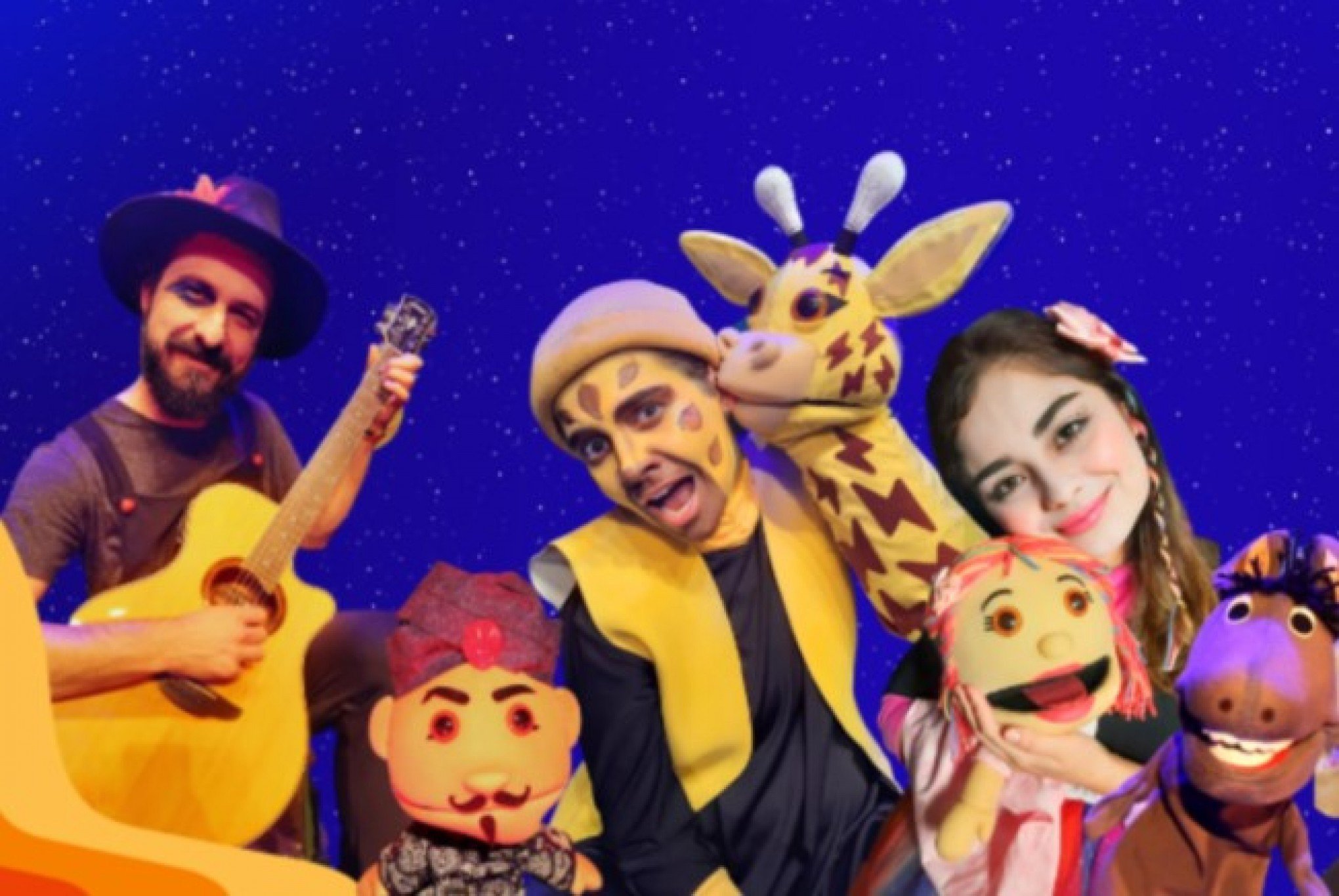 Teatro com fantoches encanta público infantojuvenil na 39ª Feira do Livro de Canoas