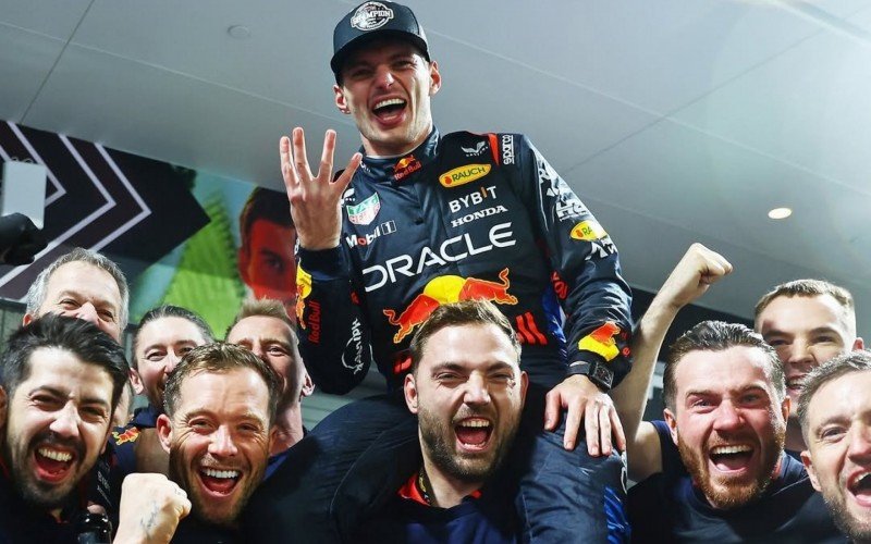 Verstappen se mostra aliviado com tetra da Fórmula 1 | abc+