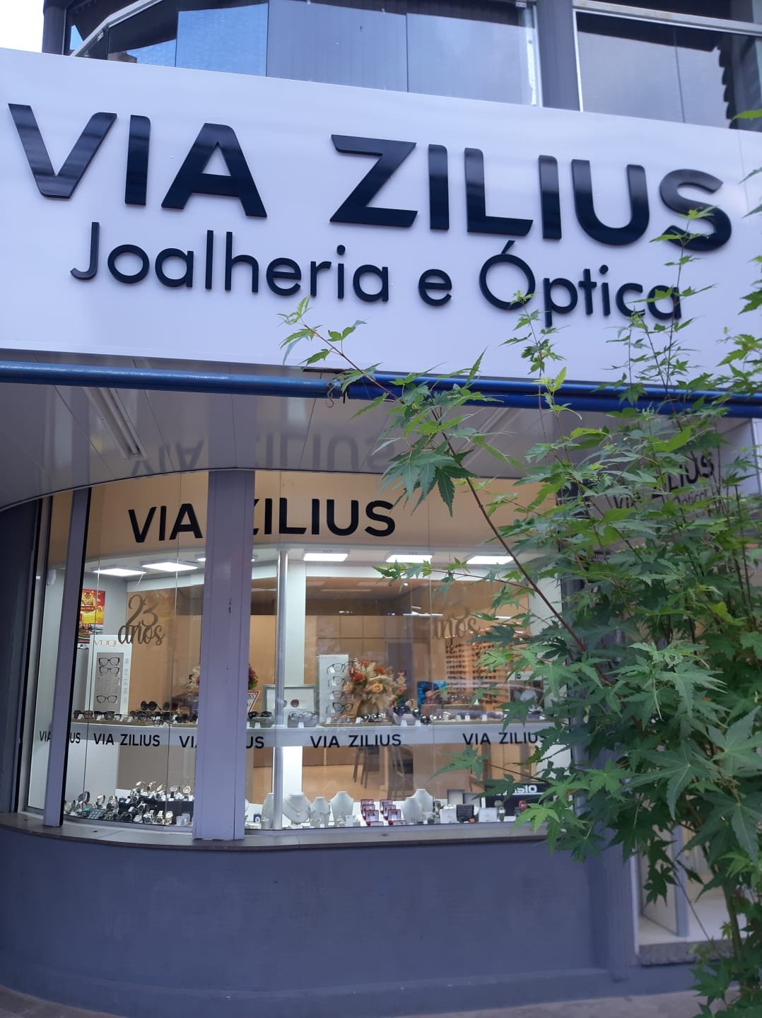 Fachada Óptica Via Zilius - Especial Independência, em São Leopoldo