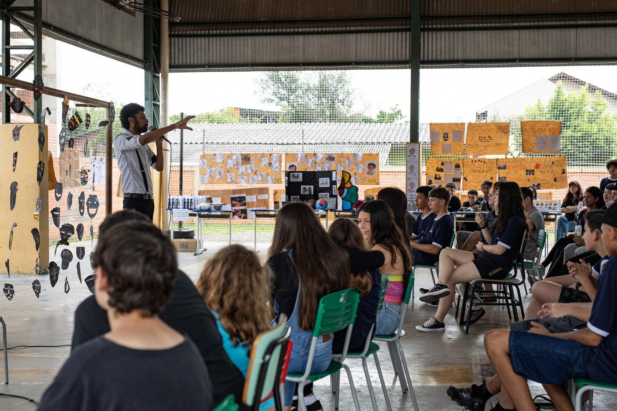 Escola promove ações no Mês da Consciência Negra no bairro Mathias Velho