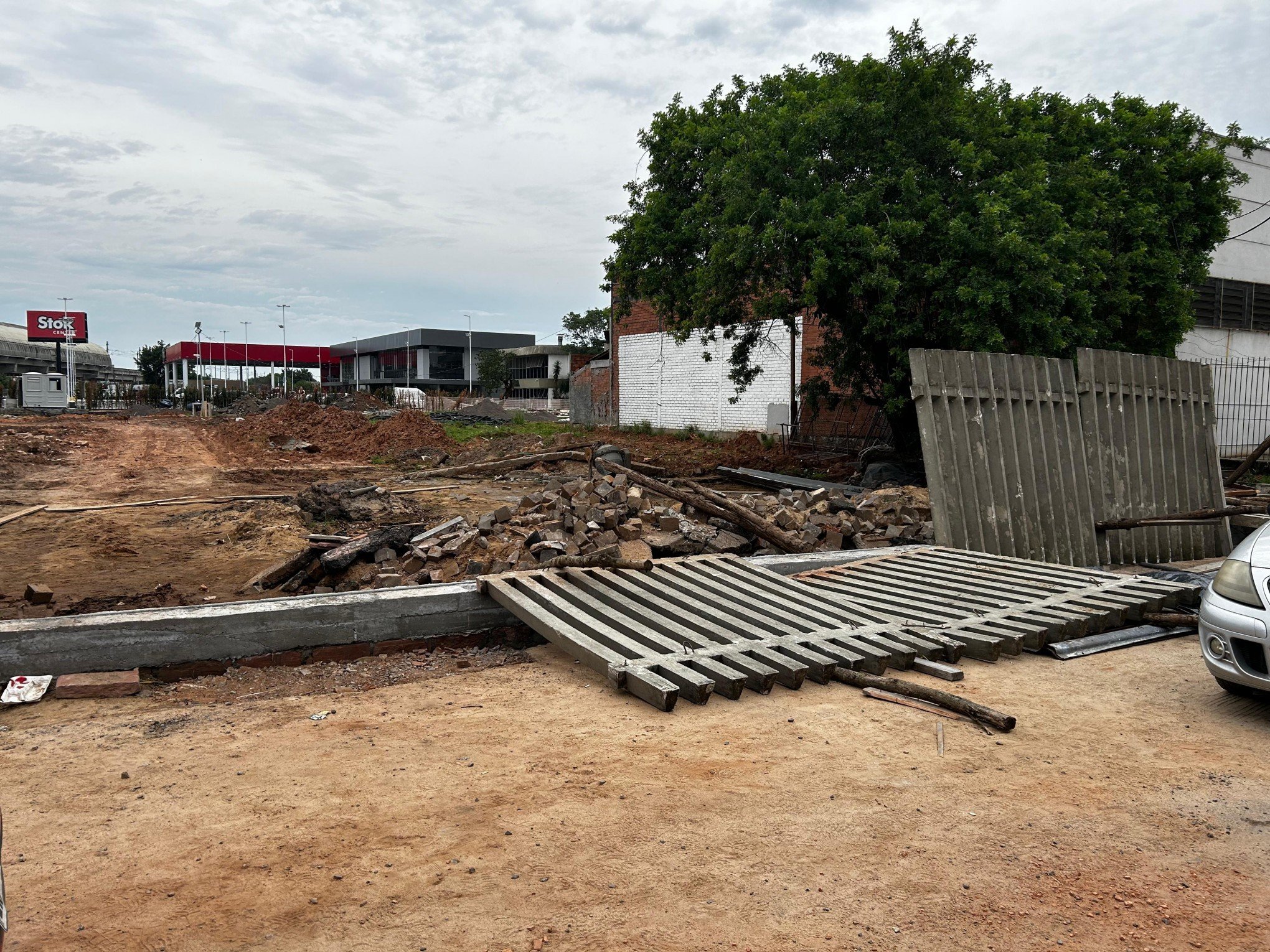 Homem que morreu em desabamento de muro é velado nesta quinta-feira