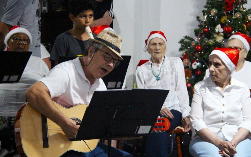 Apresentação do projeto Encantando o Lar