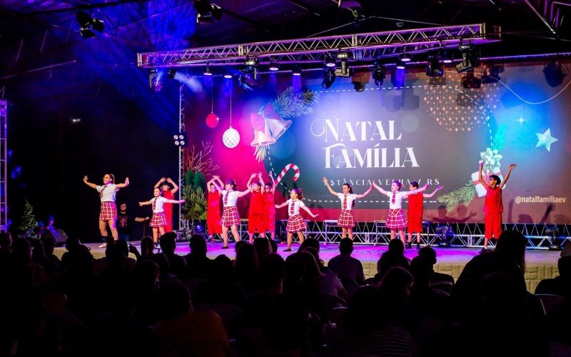 Natal Família de Estância Velha | abc+