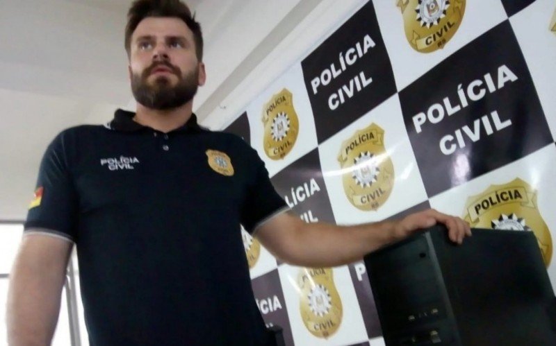 O delegado Rodrigo Caldas aponta que aÃ§Ã£o Ã© resultado de um ano de investigaÃ§Ã£o da PolÃ­cia Civil em Canoas 