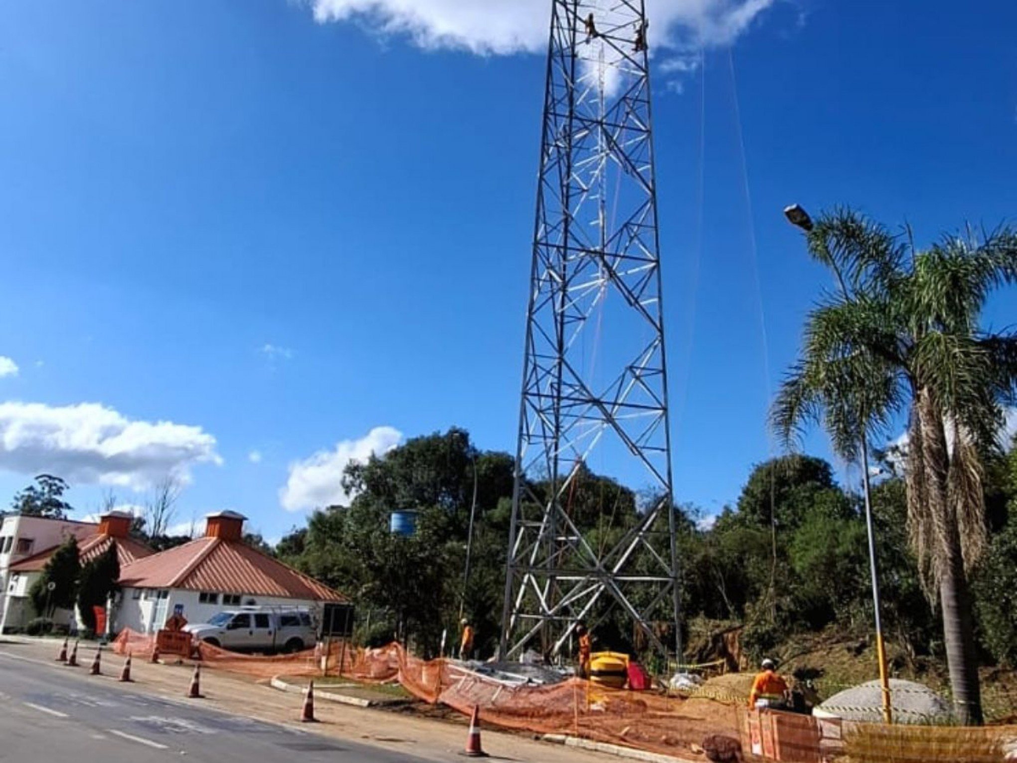 Acordo com empresa de telefonia promete melhorar cobertura 4G nas rodovias da região; entenda