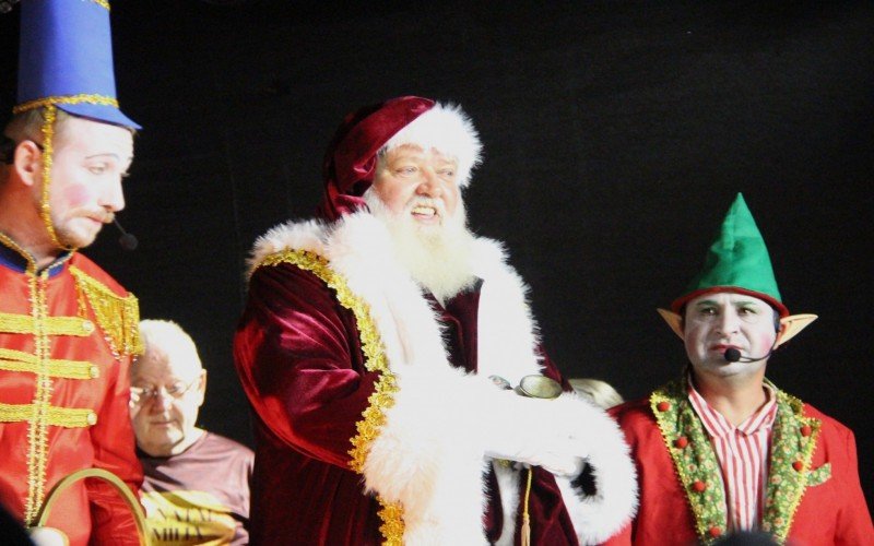 Apresentação dos Mensageiros do Natal